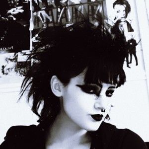 Meet your Posher, Karoline